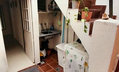 Casa en Lote propio, de 3 amb con Terraza!