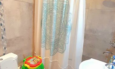 Casa en Lote propio, de 3 amb con Terraza!