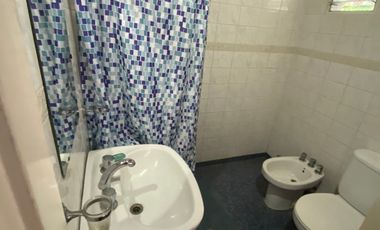 Casa en Lote propio, de 3 amb con Terraza!