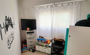 Casa en Lote propio, de 3 amb con Terraza!