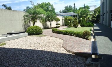 Dúplex en venta - 2 dormitorios 2 baños - cochera - 86mts2 - Tolosa, La Plata