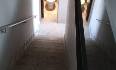 Dúplex en venta - 2 dormitorios 2 baños - cochera - 86mts2 - Tolosa, La Plata