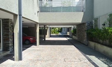 Dúplex en venta - 2 dormitorios 2 baños - cochera - 86mts2 - Tolosa, La Plata