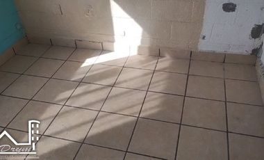 Casa en Venta en Jardines de los Claustros VI, Tultitlán