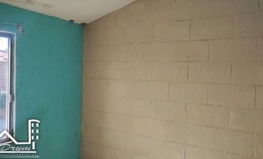 Casa en Venta en Jardines de los Claustros VI, Tultitlán
