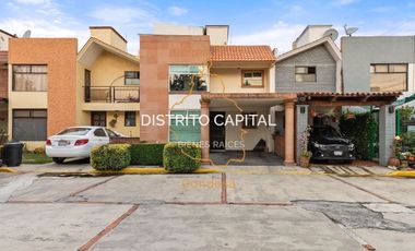 Casa en renta en Villas San Isidro, Metepec, Edo. México