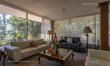 Casa con alberca en venta en San Wenceslao Zapopan