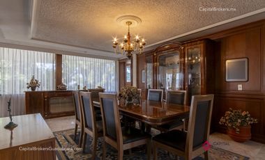 Casa con alberca en venta en San Wenceslao Zapopan