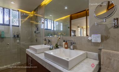 Casa con alberca en venta en San Wenceslao Zapopan