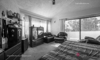 Casa con alberca en venta en San Wenceslao Zapopan