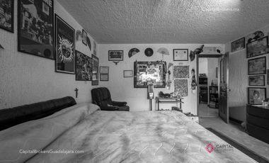 Casa con alberca en venta en San Wenceslao Zapopan