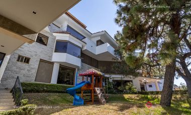 Casa con alberca en venta en San Wenceslao Zapopan