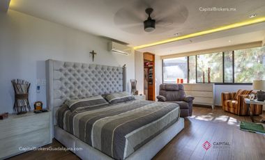 Casa con alberca en venta en San Wenceslao Zapopan
