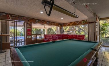 Casa con alberca en venta en San Wenceslao Zapopan