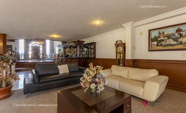 Casa con alberca en venta en San Wenceslao Zapopan