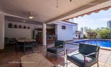 Casa con alberca en venta en San Wenceslao Zapopan