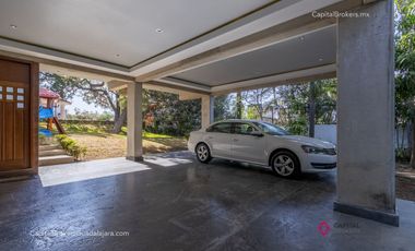 Casa con alberca en venta en San Wenceslao Zapopan