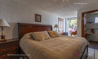 Casa con alberca en venta en San Wenceslao Zapopan