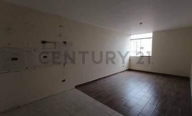 VENTA DE CASA EN LA PERLA CALLAO JUNTO AL PARQUE