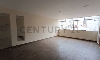 VENTA DE CASA EN LA PERLA CALLAO JUNTO AL PARQUE