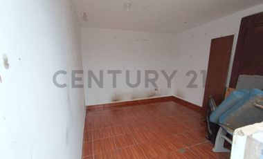 VENTA DE CASA EN LA PERLA CALLAO JUNTO AL PARQUE