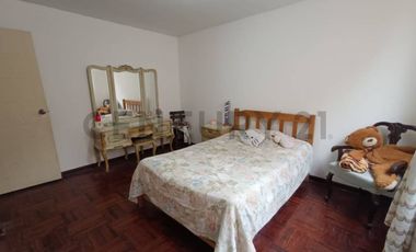 VENTA DE CASA EN LA PERLA CALLAO JUNTO AL PARQUE