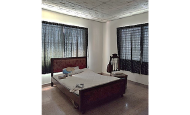 PARQUE LEFEVRE / 300M / 2 NIVELES / BALCON / 6 HABITAC / VIA PRINCIPAL