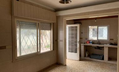 Casa en alquiler en Villa Dominico