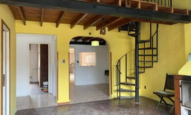 Casa en alquiler en Villa Dominico