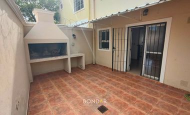 DUPLEX EN ALQUILER B° LAS PALMERAS- 3 dorm/ 2 Baños/ Cochera