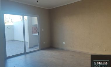 Departamento 2 Ambientes Con Patio Propio En Planta Baja