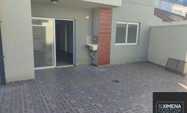 Departamento 2 Ambientes Con Patio Propio En Planta Baja