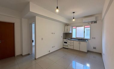 DEPTO 2 AMBIENTES CON COCHERA Y TERRAZA PROPIA