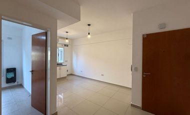 DEPTO 2 AMBIENTES CON COCHERA Y TERRAZA PROPIA