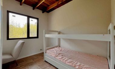 VENTA CASA 4 AMBIENTES ACANTILADOS A ESTRENAR