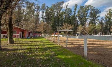 Venta Casa c/pileta/vista golf-Indio Cua Golf Club