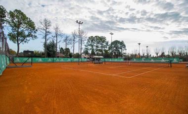 Venta Casa c/pileta/vista golf-Indio Cua Golf Club