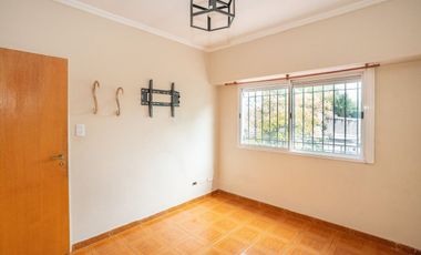 VENTA 3 AMBIENTES CON TERRAZA EN LINIERS