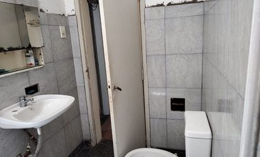 Casa dos ambientes en Quilmes Este