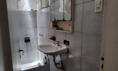Casa dos ambientes en Quilmes Este
