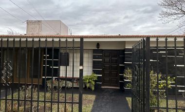 VENTA CASA 2 DOR 2 BAÑOS EN SANTA RITA CARLOS PAZ