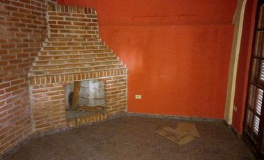 Casa Alpina 4 ambientes a reciclar Valeria del Mar