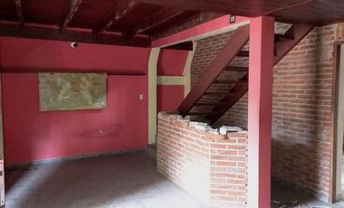 Casa Alpina 4 ambientes a reciclar Valeria del Mar