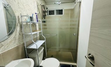 VENTA DEPARTAMENTO   3 DORMITORIOS  PARQUEO  LA JOYA (JLR