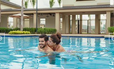 VENTA DEPARTAMENTO   3 DORMITORIOS  PARQUEO  LA JOYA (JLR