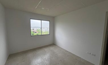 VENTA DEPARTAMENTO   3 DORMITORIOS  PARQUEO  LA JOYA (JLR