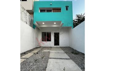 Casa Nueva en venta en fraccionamiento Sabines cercana a una de las principales vías de comunicación de la ciudad.