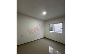 Casa Nueva en venta en fraccionamiento Sabines cercana a una de las principales vías de comunicación de la ciudad.