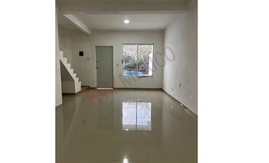 Casa Nueva en venta en fraccionamiento Sabines cercana a una de las principales vías de comunicación de la ciudad.