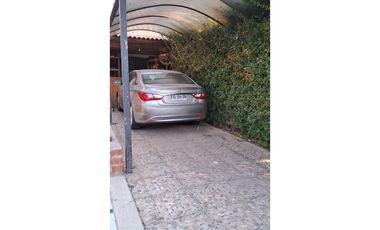 Casa de 98 M2 y excelente conectividad en Claudio Arrau
